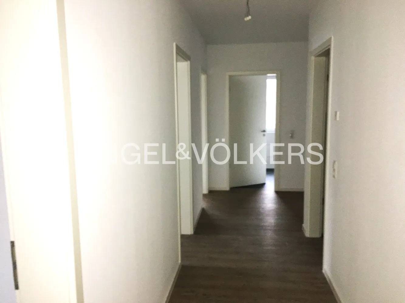 4 Zimmer Wohnung mit 101 m² in Rostock – Bild 2