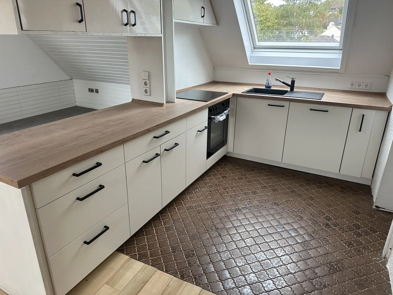 3 Zimmer Wohnung mit 72 m² in Karlsruhe – Bild 2