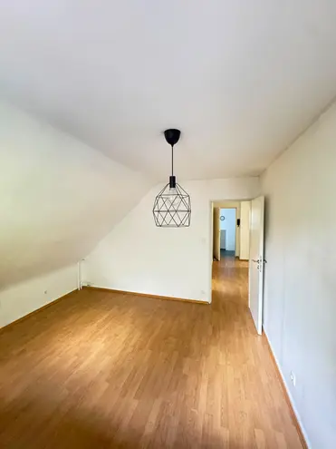 4 Zimmer Wohnung mit 80 m² in Frankfurt am Main – Bild 8