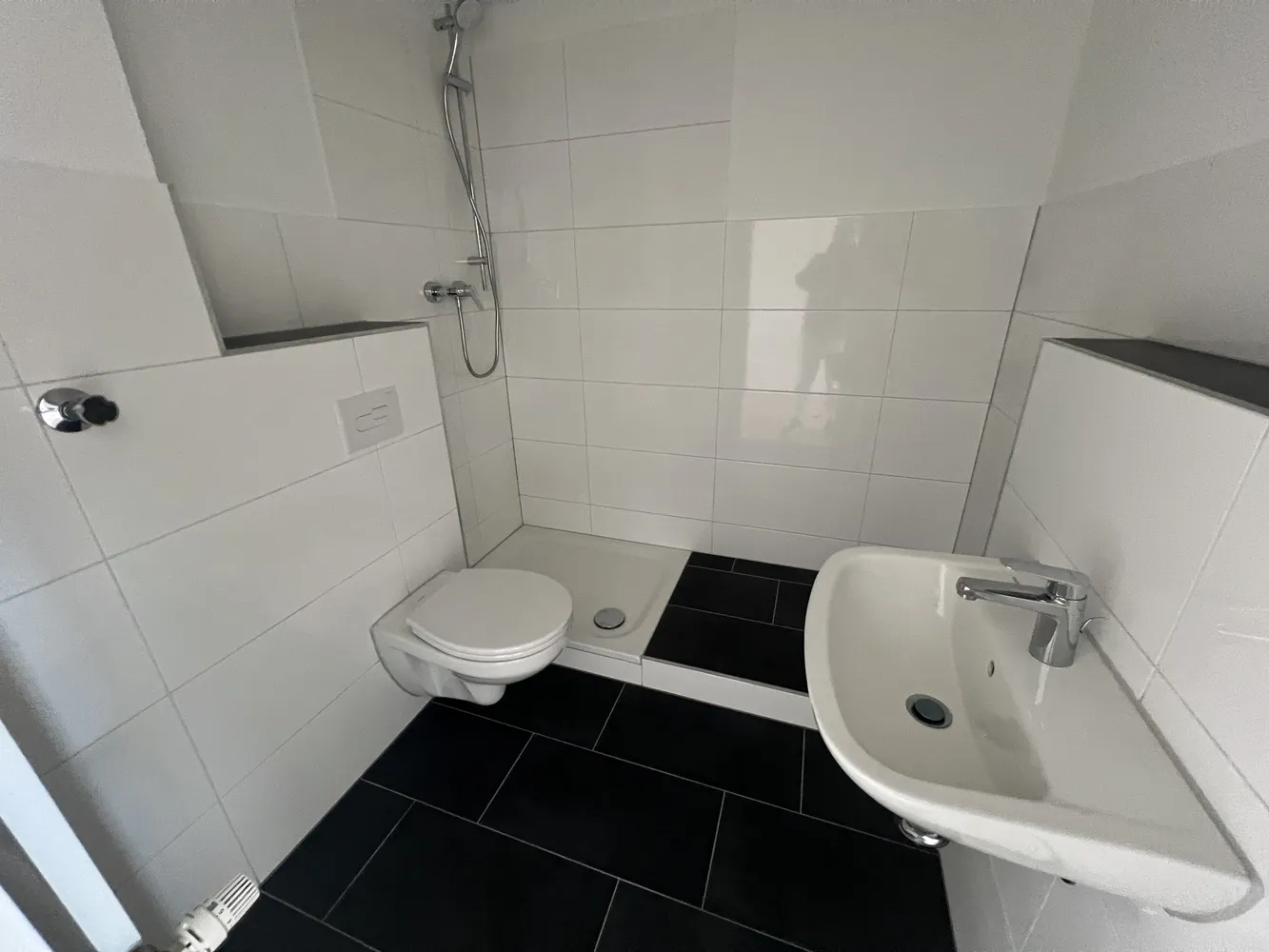 2 room apartment with 42 m² in Düsseldorf – Photo 4
