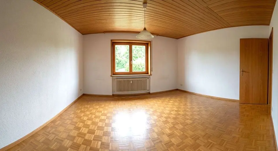 7 Zimmer Haus mit 140 m² in Rottenburg am Neckar – Bild 2