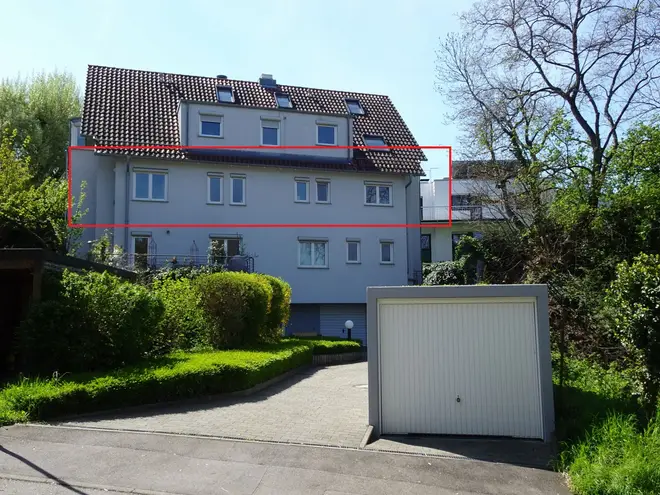 6 Zimmer Wohnung mit 142 m² in Stuttgart – Bild 1