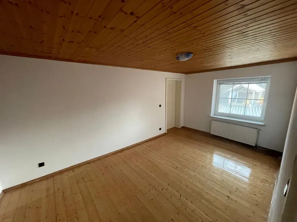 4 Zimmer Wohnung mit 150 m² in Buxtehude – Bild 2