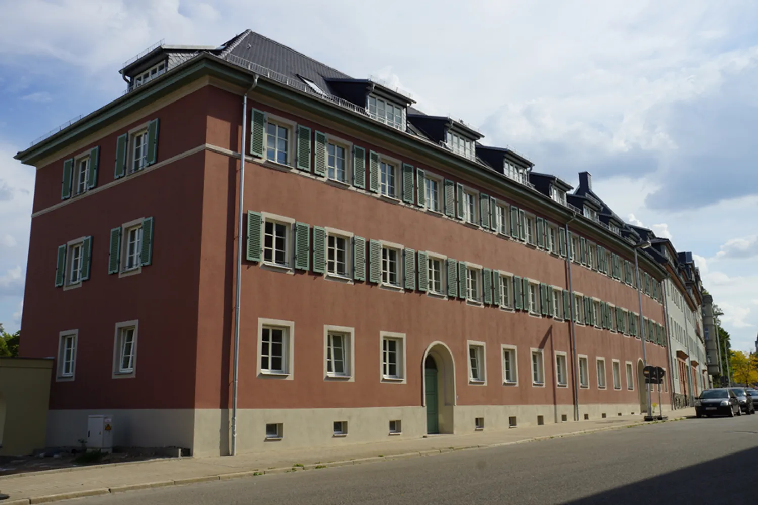 5 Zimmer Wohnung mit 120 m² in Chemnitz – Bild 2