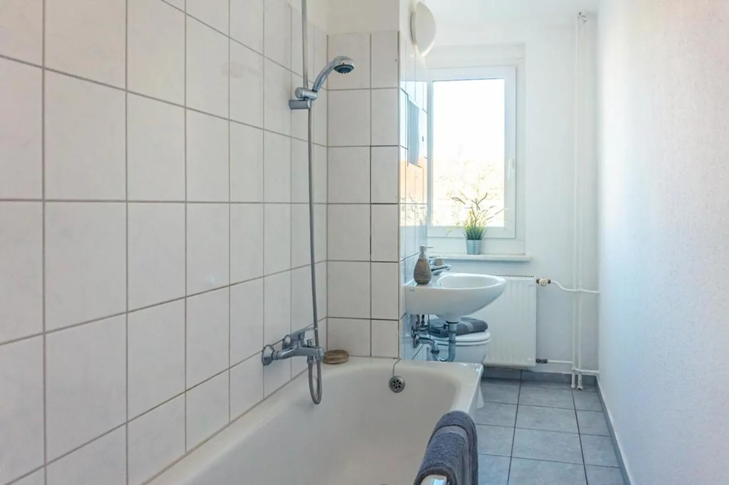 2 room apartment with 46 m² in Chemnitz – Photo 3