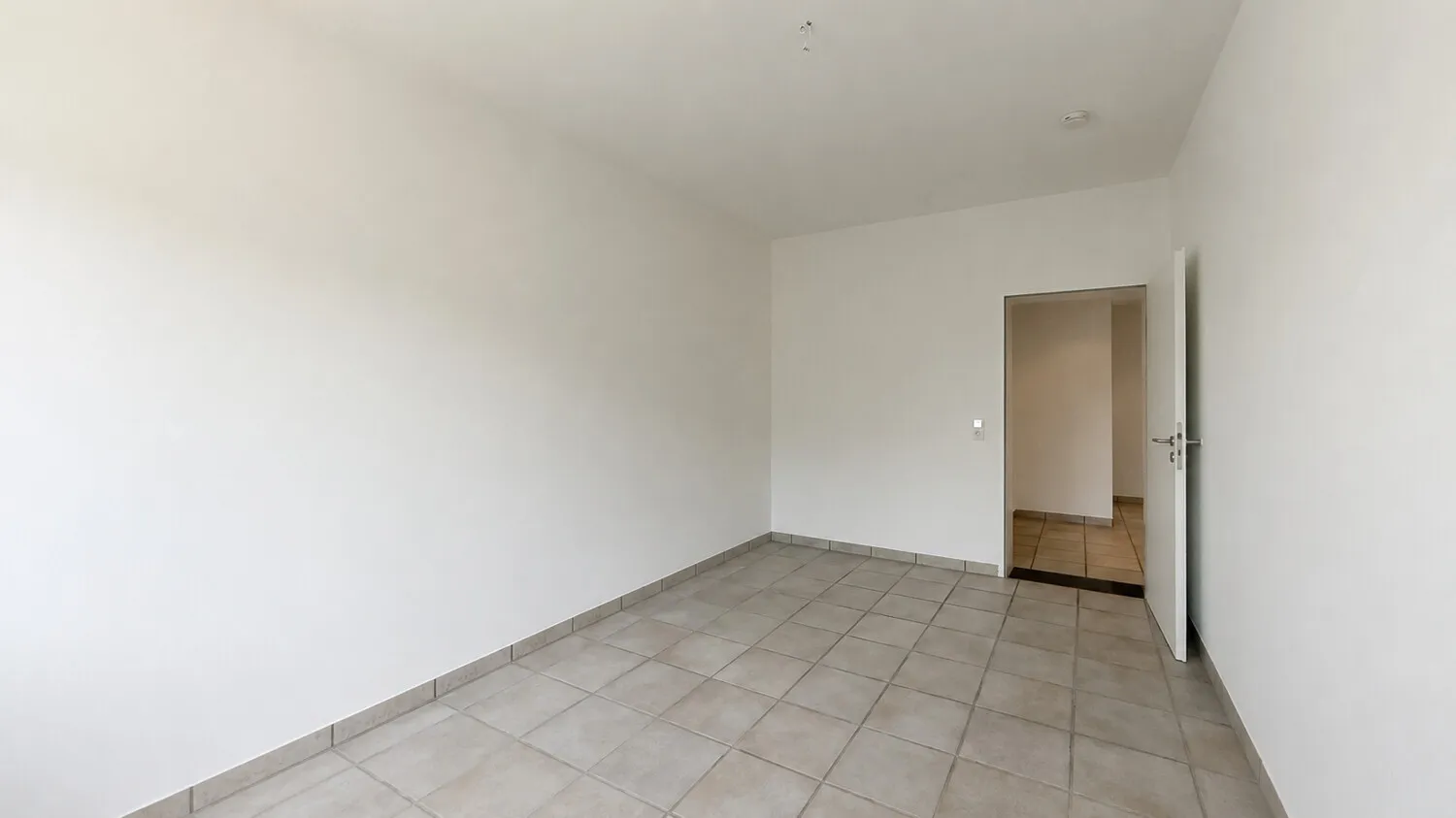 2 Zimmer Wohnung mit 82 m² in Düsseldorf – Bild 7
