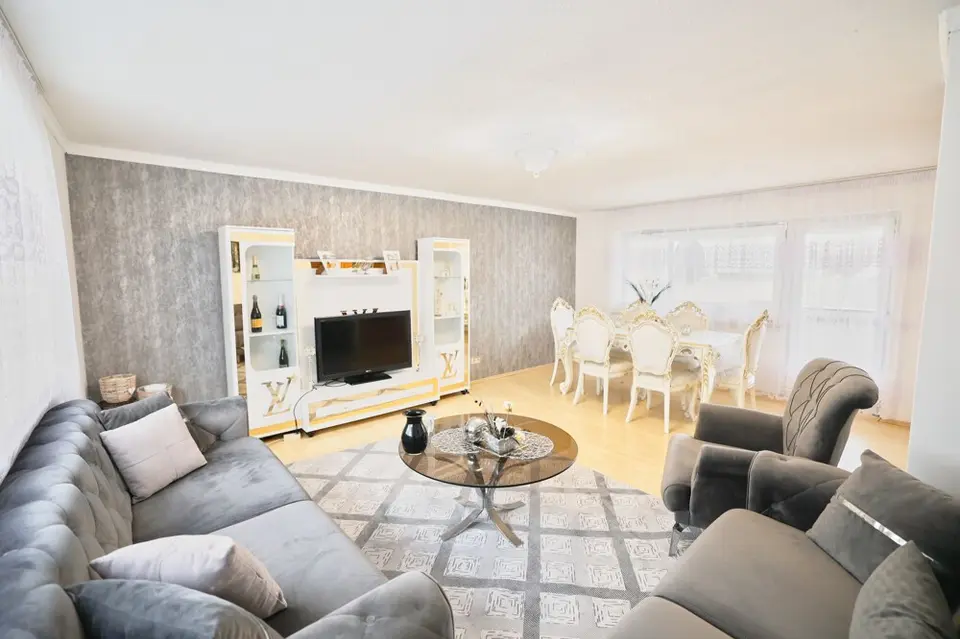 7 Zimmer Haus mit 159 m² in Koblenz – Bild 1