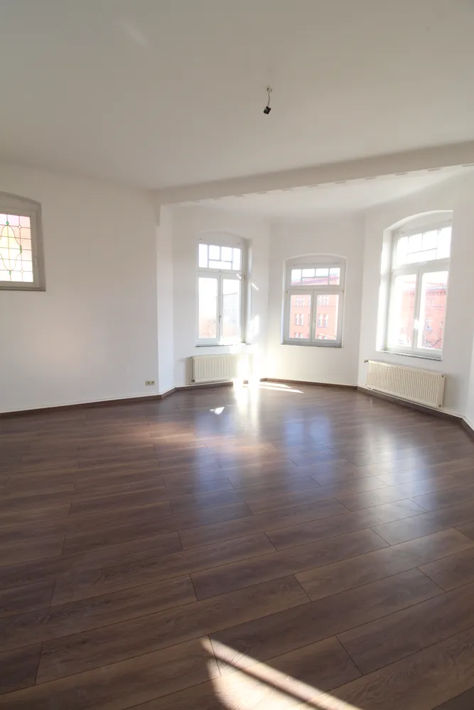 2 Zimmer Wohnung mit 104 m² in Halle (Saale) – Bild 3