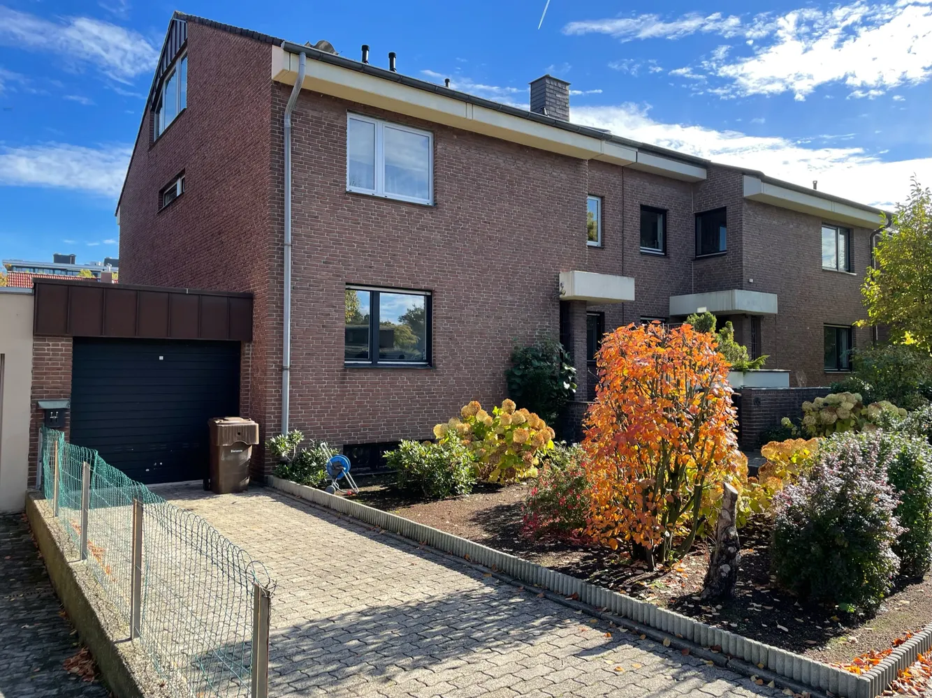 4 room apartment with 145 m² in Düsseldorf – Photo 1
