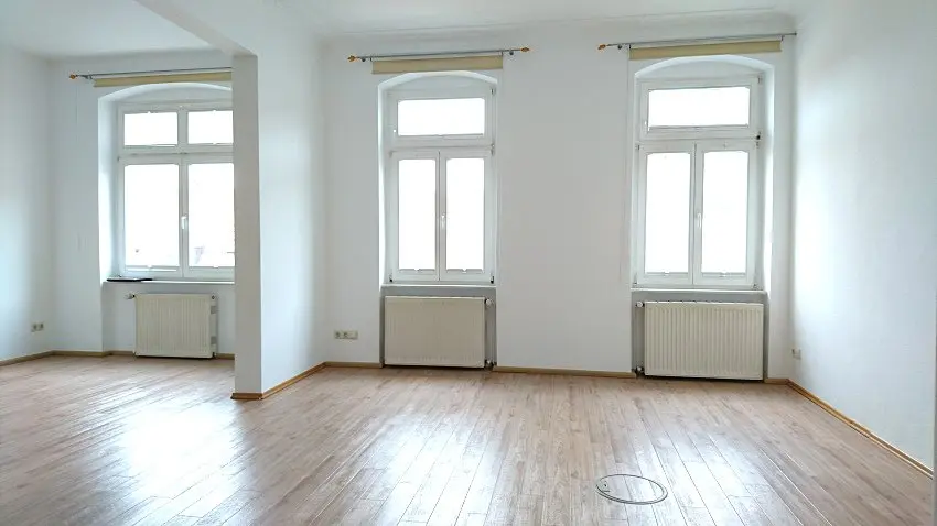 2 Zimmer Wohnung mit 100 m² in Riesa – Bild 1