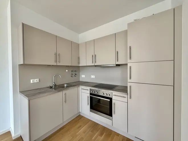 2 Zimmer Wohnung mit 75 m² in Berlin – Bild 6