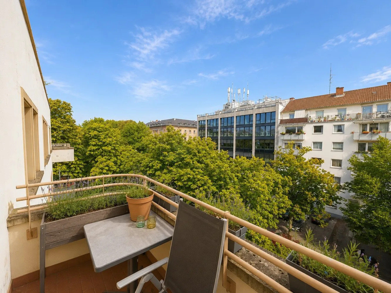 3 room apartment with 86 m² in Wiesbaden – Photo 4