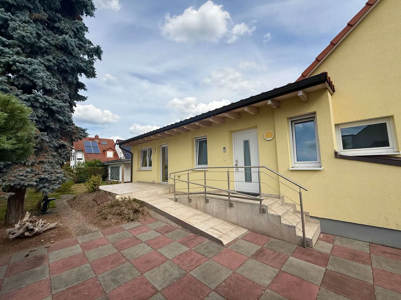 4 room house with 125 m² in Mannheim – Photo 2