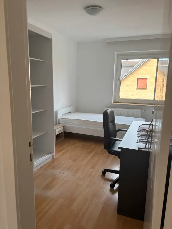 18 Zimmer Wohnung mit 74 m² in Hamburg – Bild 9