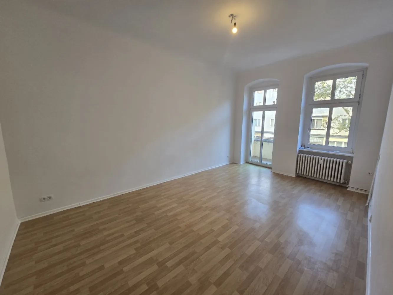 2 Zimmer Wohnung mit 65 m² in Berlin – Bild 1