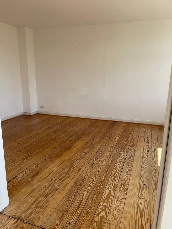 4 Zimmer Wohnung mit 95 m² in Kiel – Bild 3
