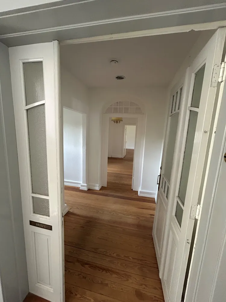 7 Zimmer Wohnung mit 192 m² in Hamburg – Bild 1