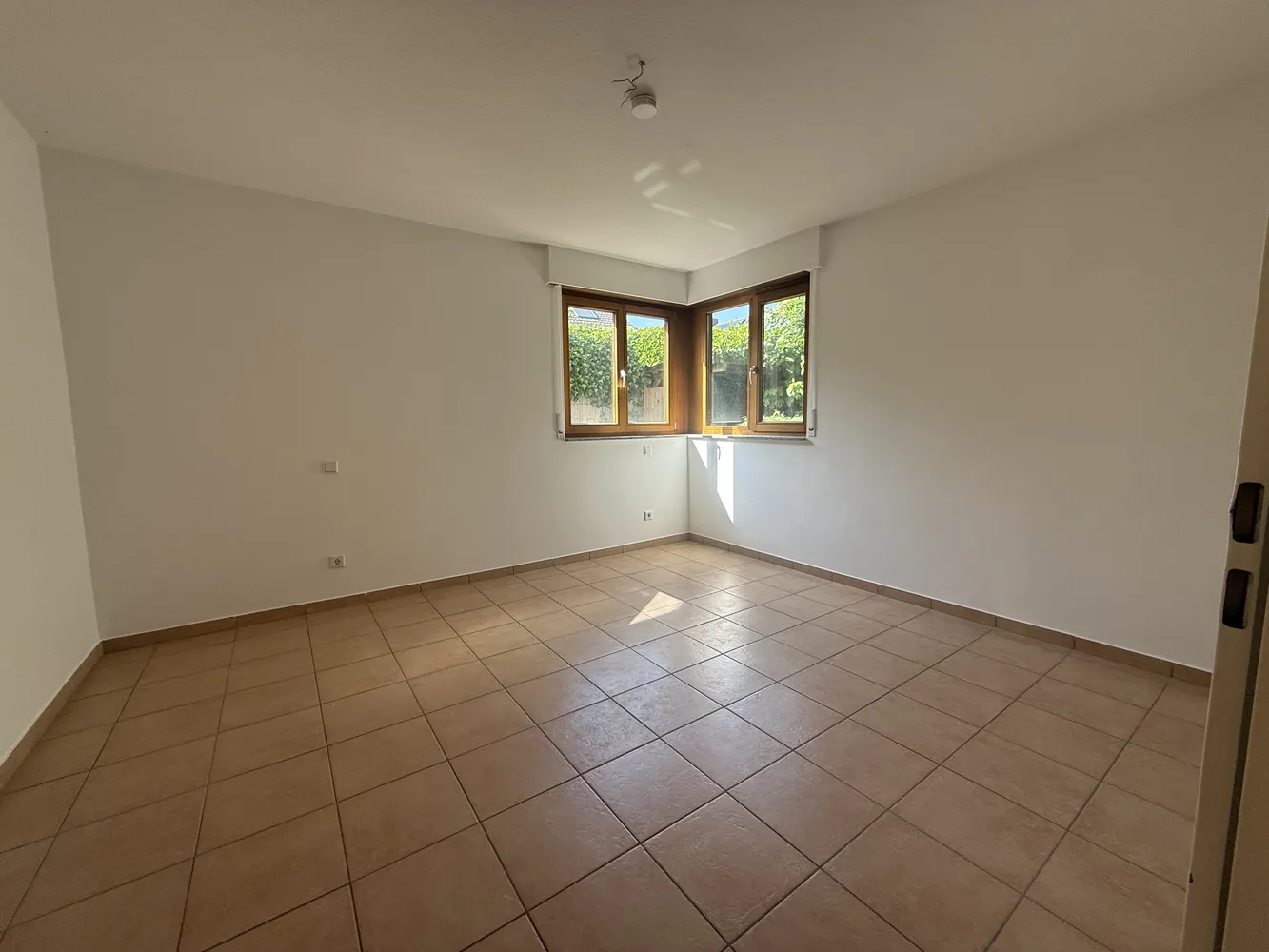 2 Zimmer Wohnung mit 77 m² in Aachen – Bild 4