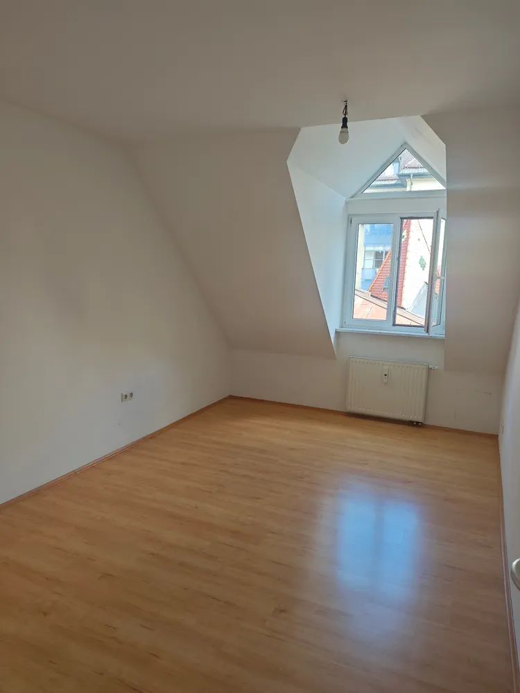 2 Zimmer Wohnung mit 75 m² in München – Bild 6