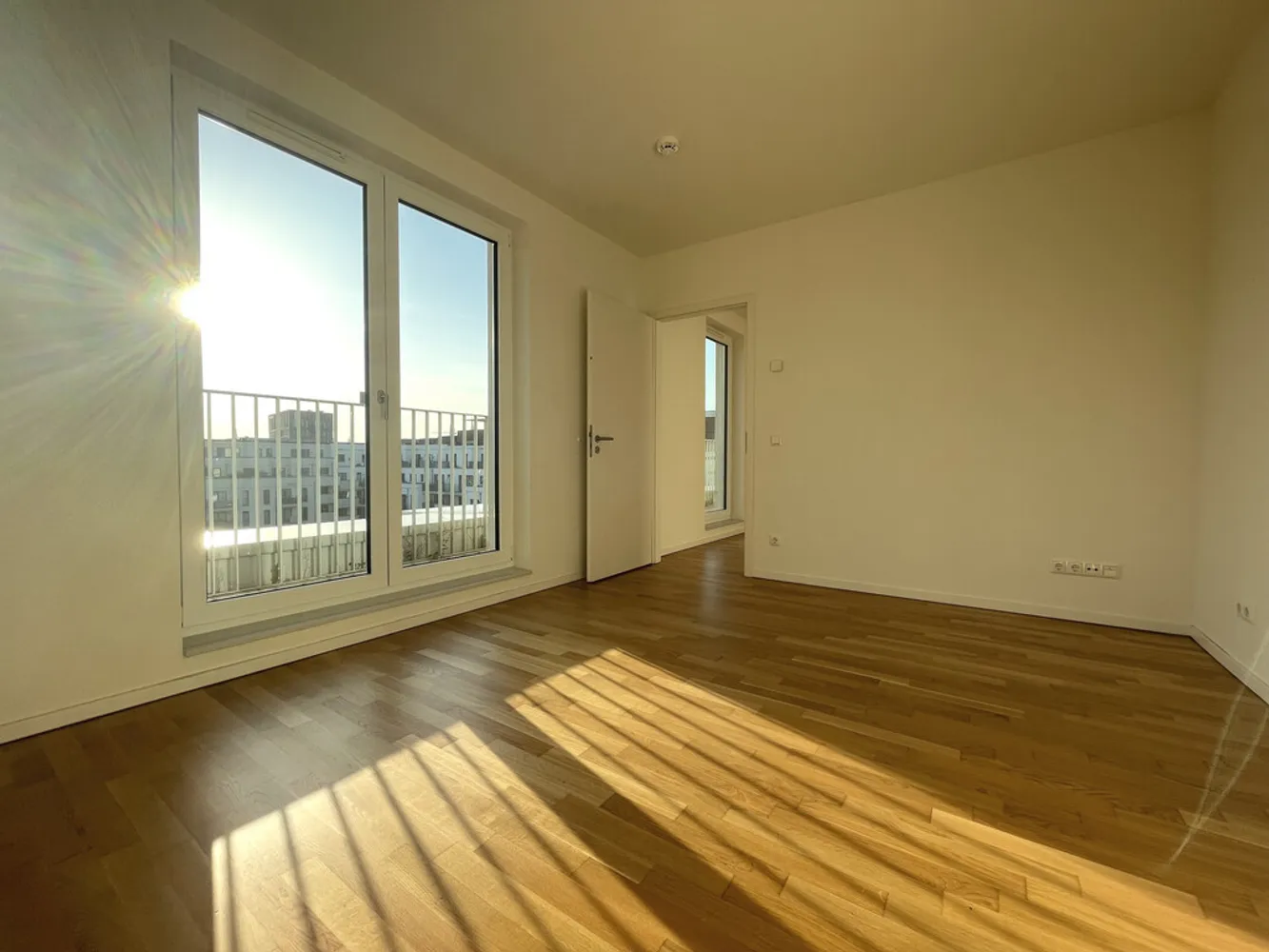 2 Zimmer Wohnung mit 78 m² in Hamburg – Bild 2