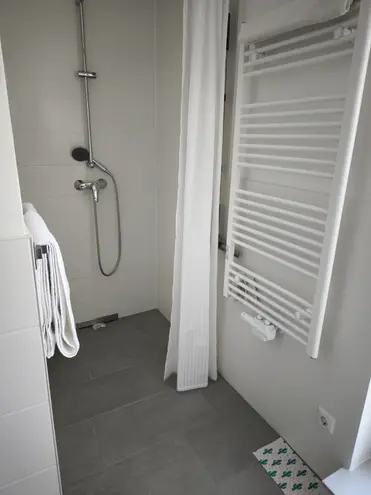 2 Zimmer Wohnung mit 65 m² in Berlin – Bild 6