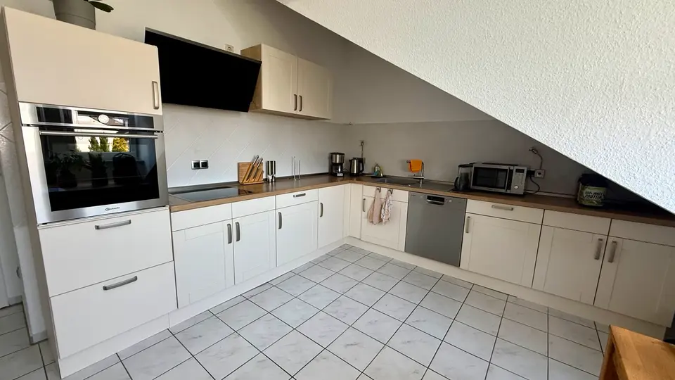 3 Zimmer Wohnung mit 92 m² in Bornheim – Bild 10