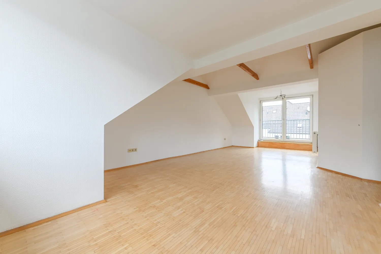 2 Zimmer Wohnung mit 70 m² in Duisburg – Bild 1