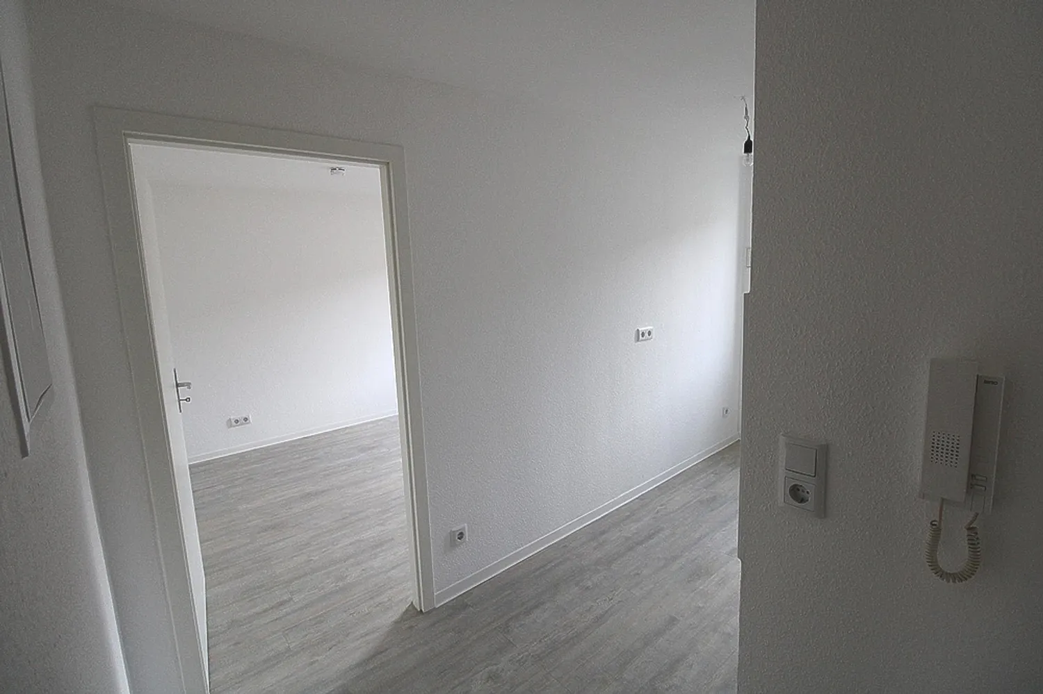 2 room apartment with 38 m² in Aschersleben – Photo 3