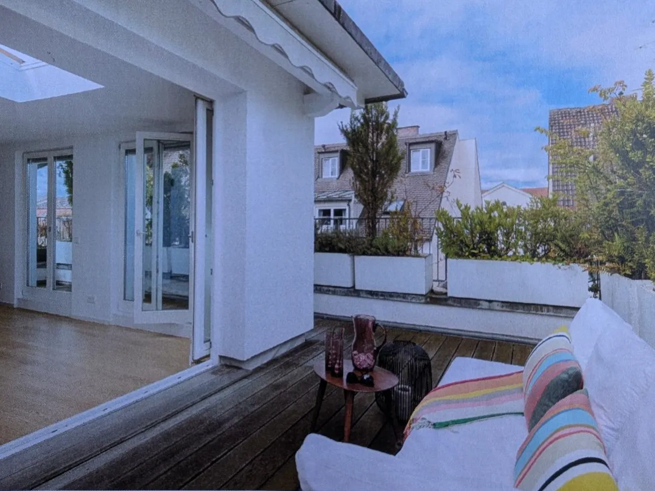 3 Zimmer Wohnung mit 117 m² in München – Bild 2