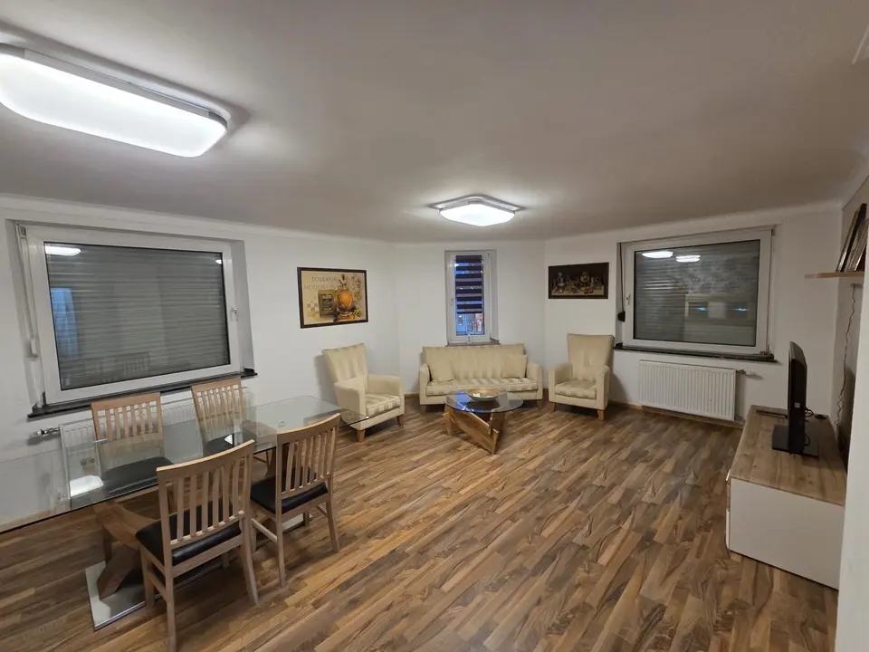 2 Zimmer Wohnung mit 78 m² in Mönchengladbach – Bild 1