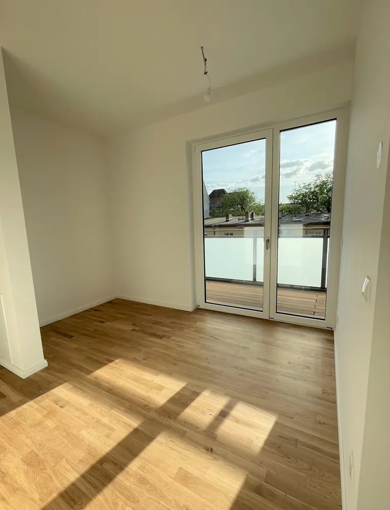 4 Zimmer Wohnung mit 178 m² in Berlin – Bild 3