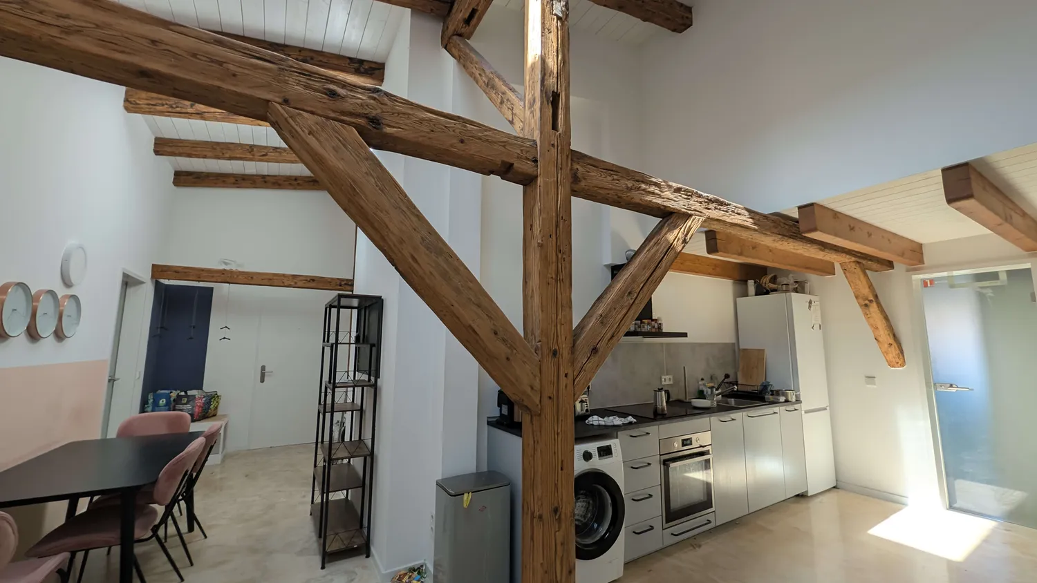 5 Zimmer Wohnung mit 129 m² in München – Bild 2