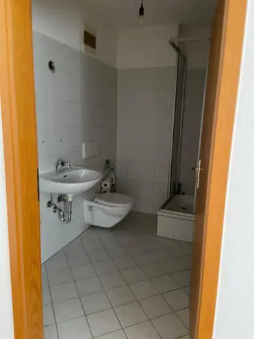 2 Zimmer Wohnung mit 50 m² in Halle (Saale) – Bild 5