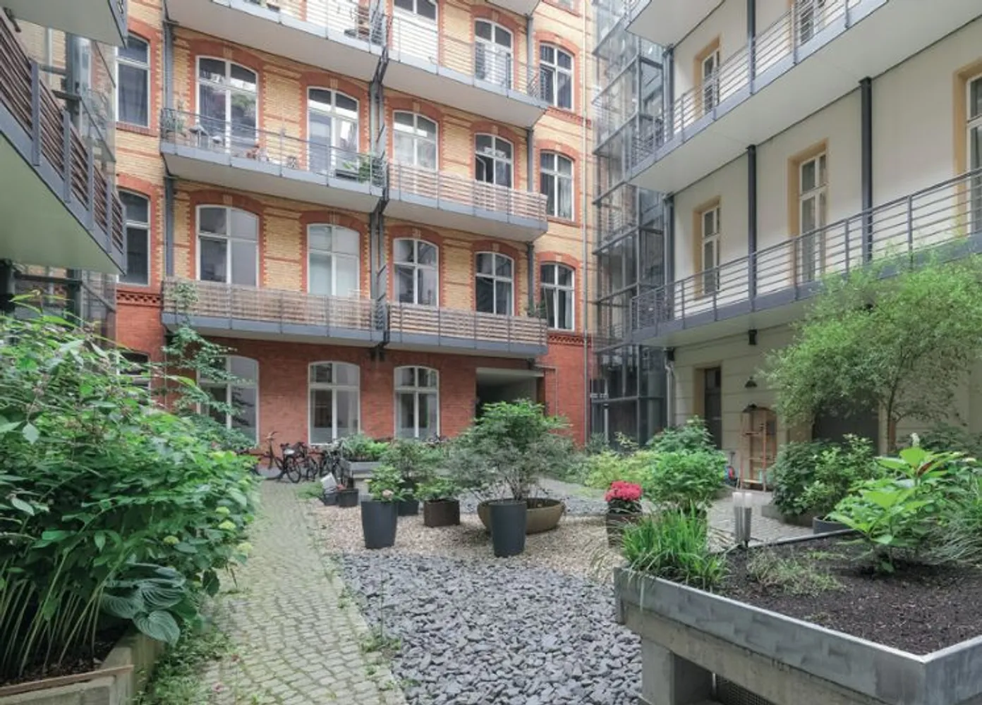 1 room apartment with 49 m² in Berlin – Photo 9