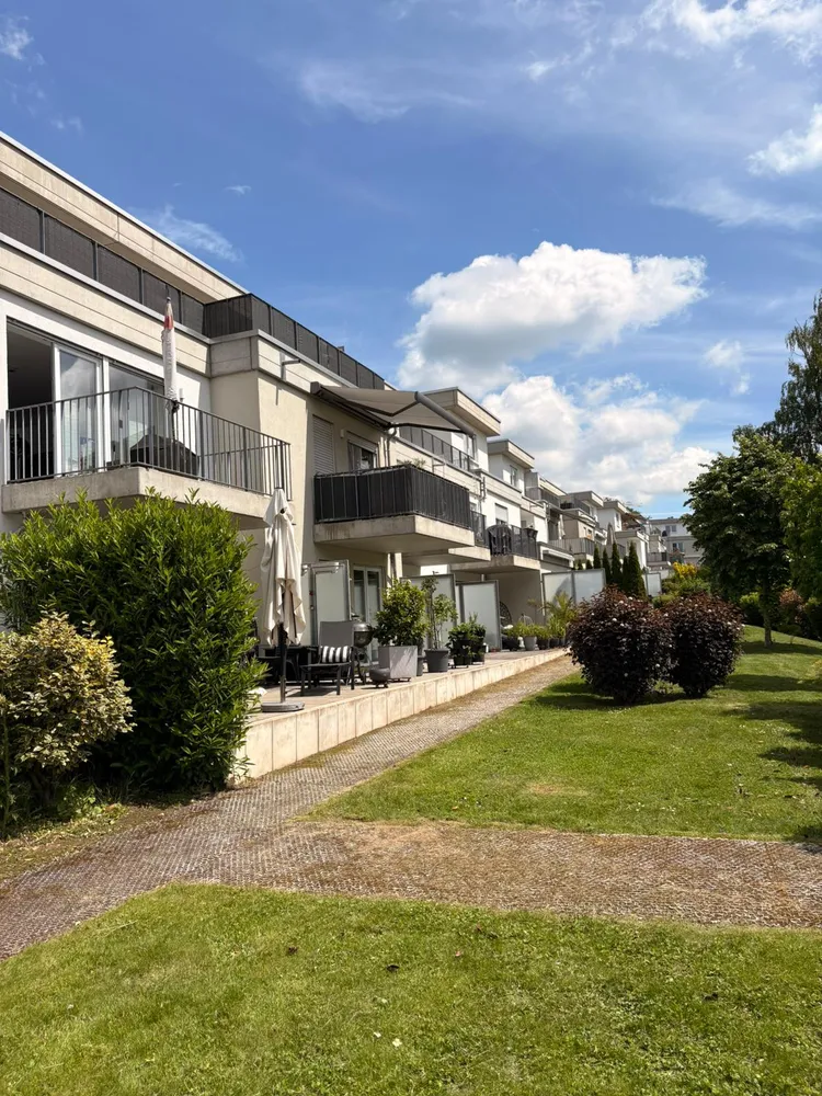 5 Zimmer Wohnung mit 137 m² in Bergisch Gladbach – Bild 2