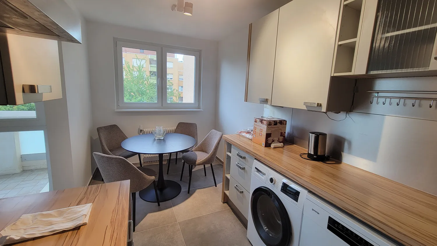 3 Zimmer Wohnung mit 82 m² in Frankfurt am Main – Bild 2