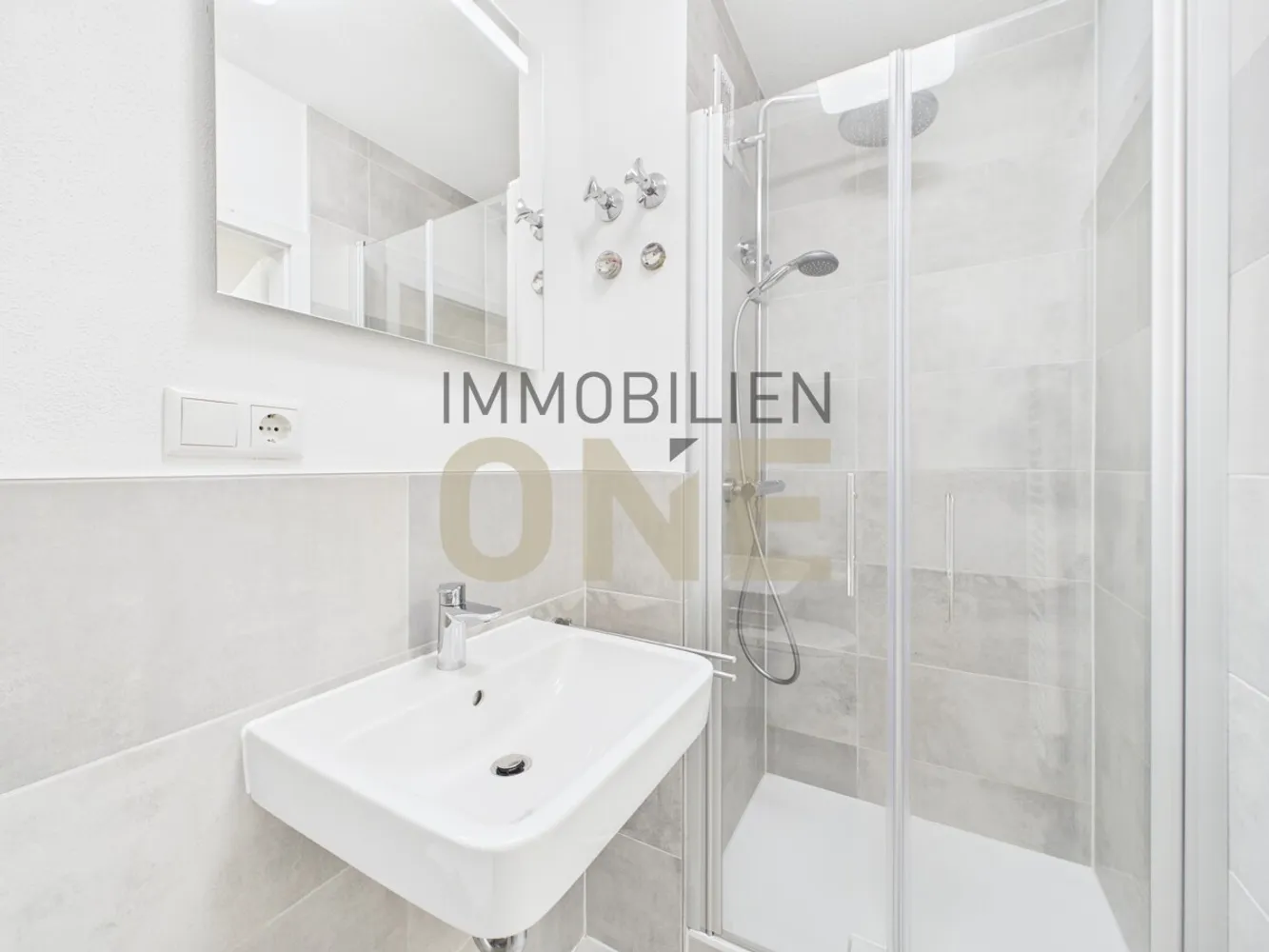 1 room apartment with 25 m² in Regensburg – Photo 4