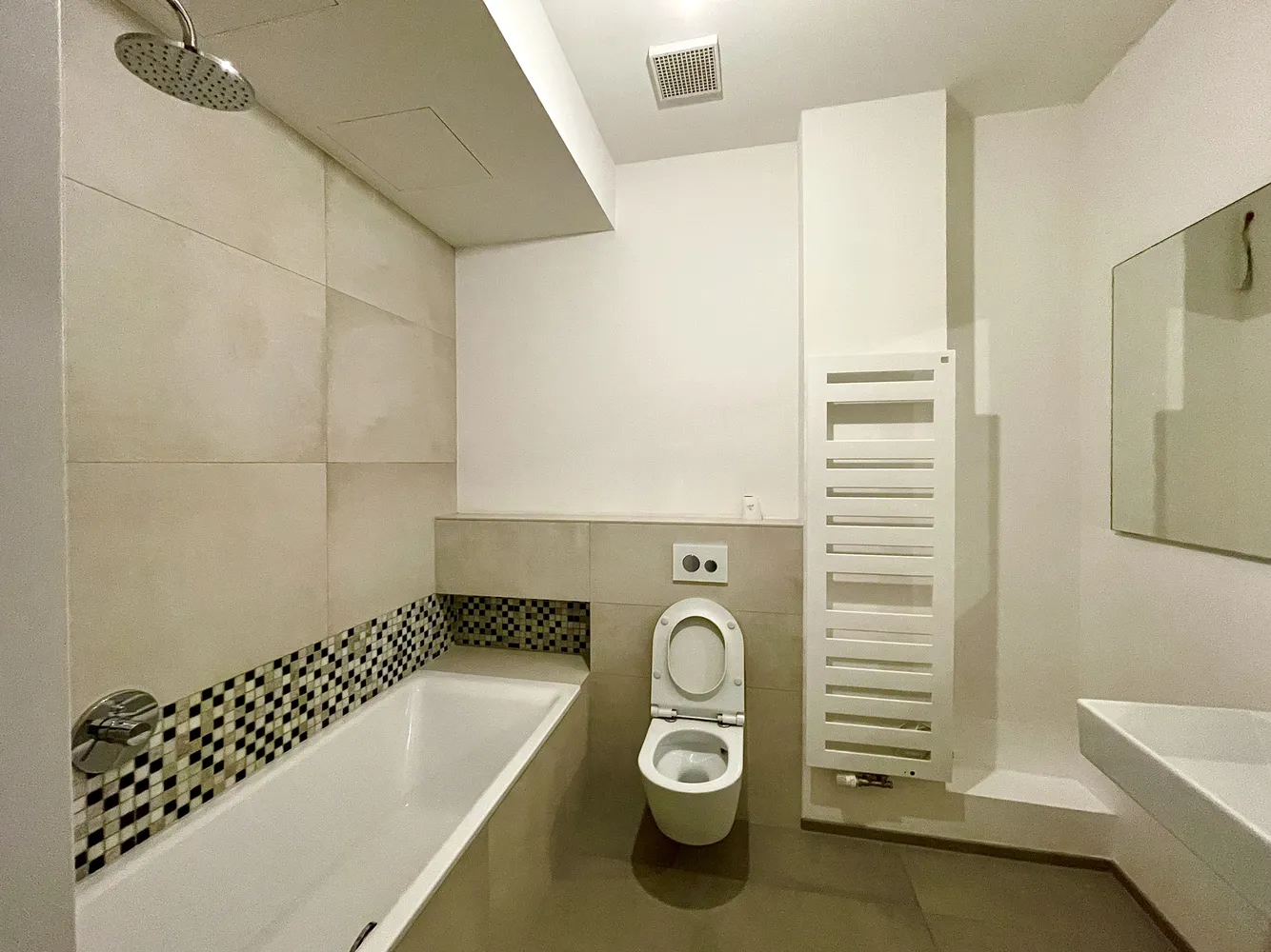 4 Zimmer Wohnung mit 114 m² in Berlin – Bild 9