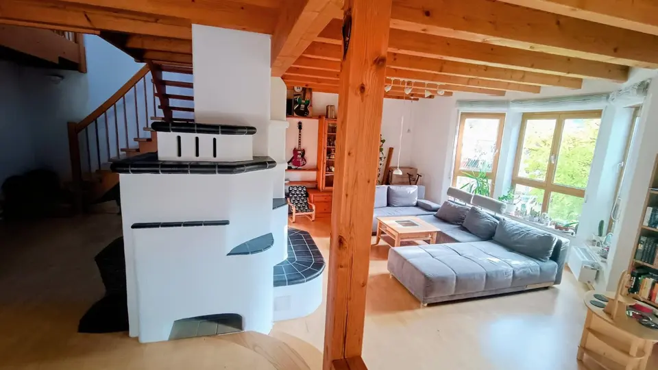 6 Zimmer Wohnung mit 250 m² in Backnang – Bild 1