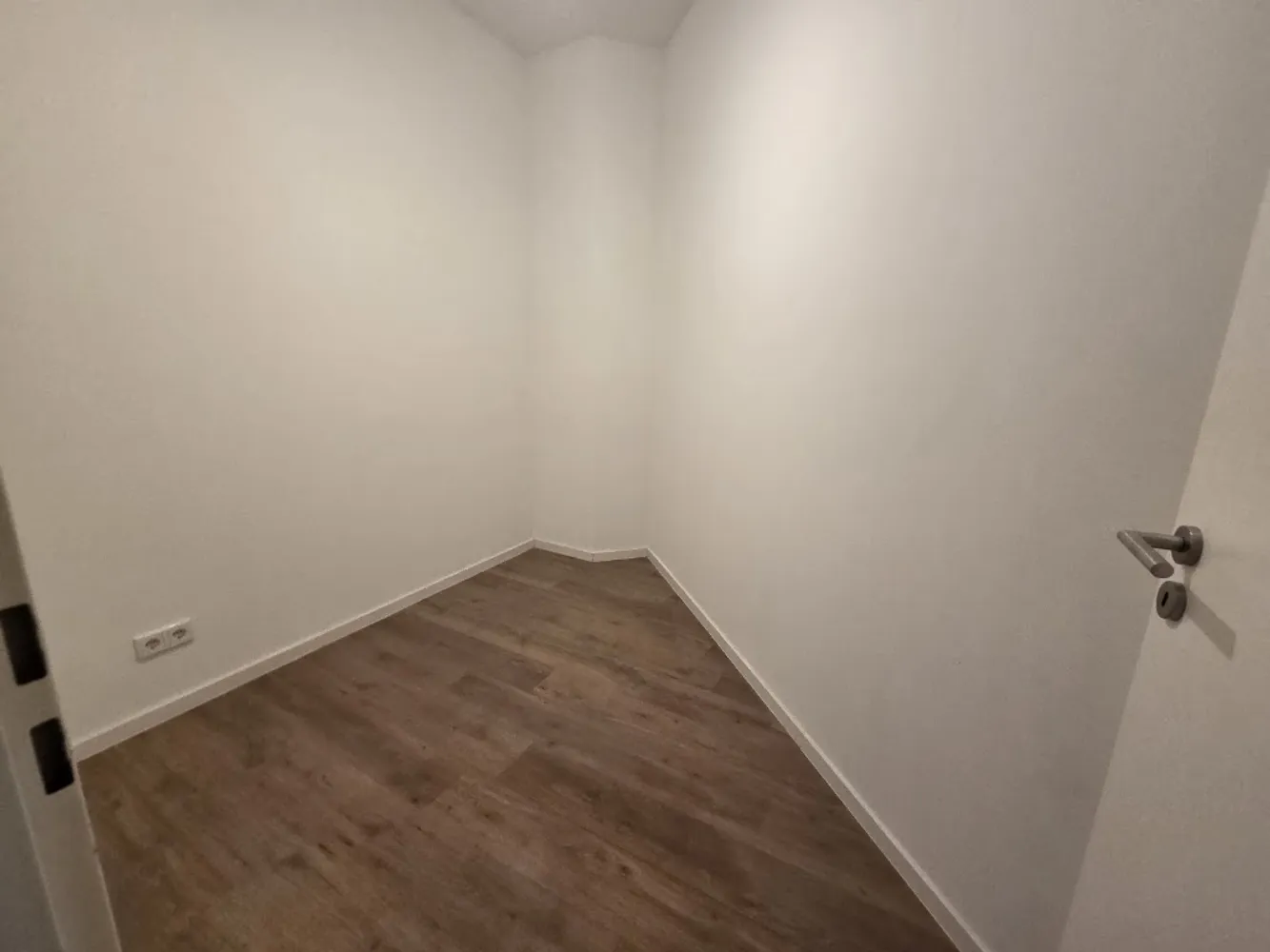 2 Zimmer Wohnung mit 94 m² in Bonn – Bild 4