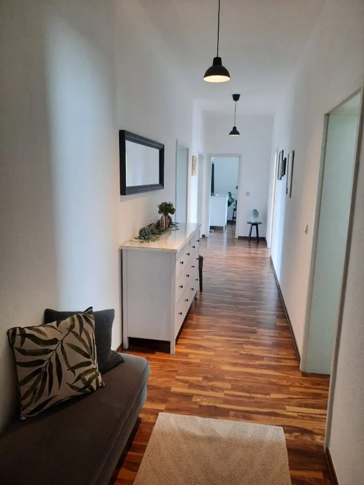 3 Zimmer Wohnung mit 103 m² in Chemnitz – Bild 1