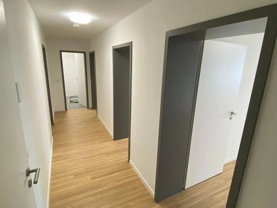 4 Zimmer Wohnung mit 70 m² in Würzburg – Bild 3