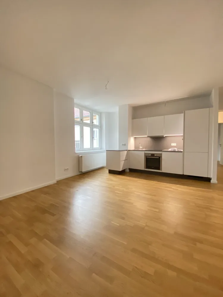 2 room apartment with 61 m² in Berlin – Photo 1