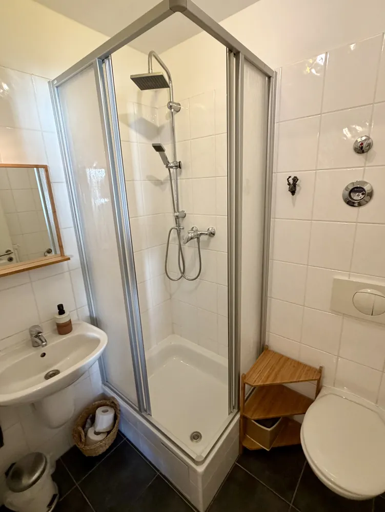 2 Zimmer Wohnung mit 80 m² in Berlin – Bild 10