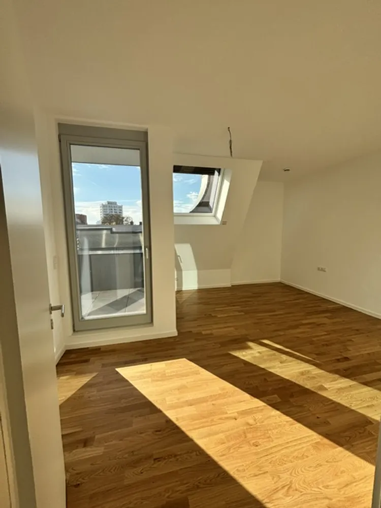 2 Zimmer Wohnung mit 76 m² in Berlin – Bild 6
