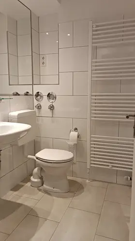 2 Zimmer Wohnung mit 48 m² in Düsseldorf – Bild 4