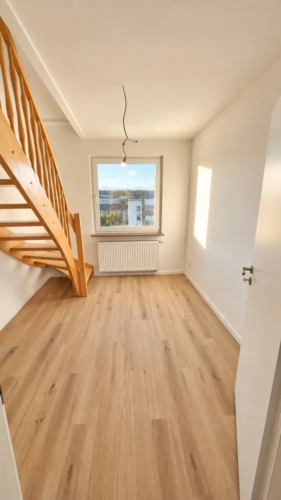 4 Zimmer Wohnung mit 110 m² in Wuppertal – Bild 1