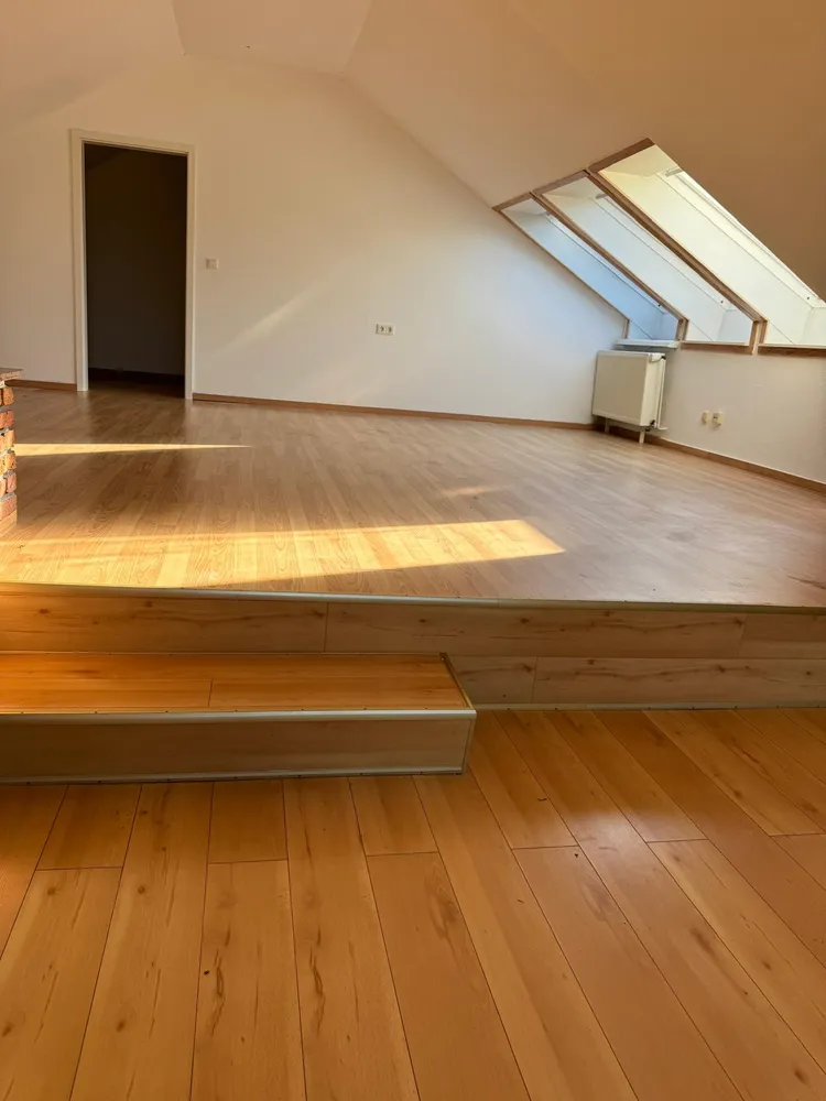 3 Zimmer Wohnung mit 110 m² in Frechen – Bild 1