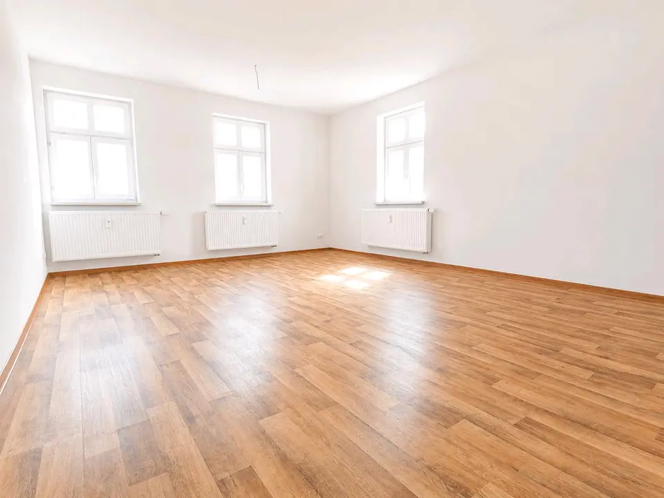 5 Zimmer Wohnung mit 130 m² in Meiningen – Bild 2