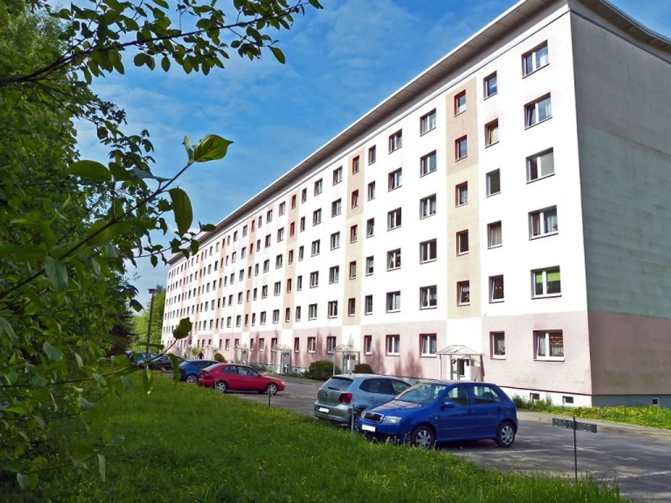 2 Zimmer Wohnung mit 49 m² in Suhl – Bild 2